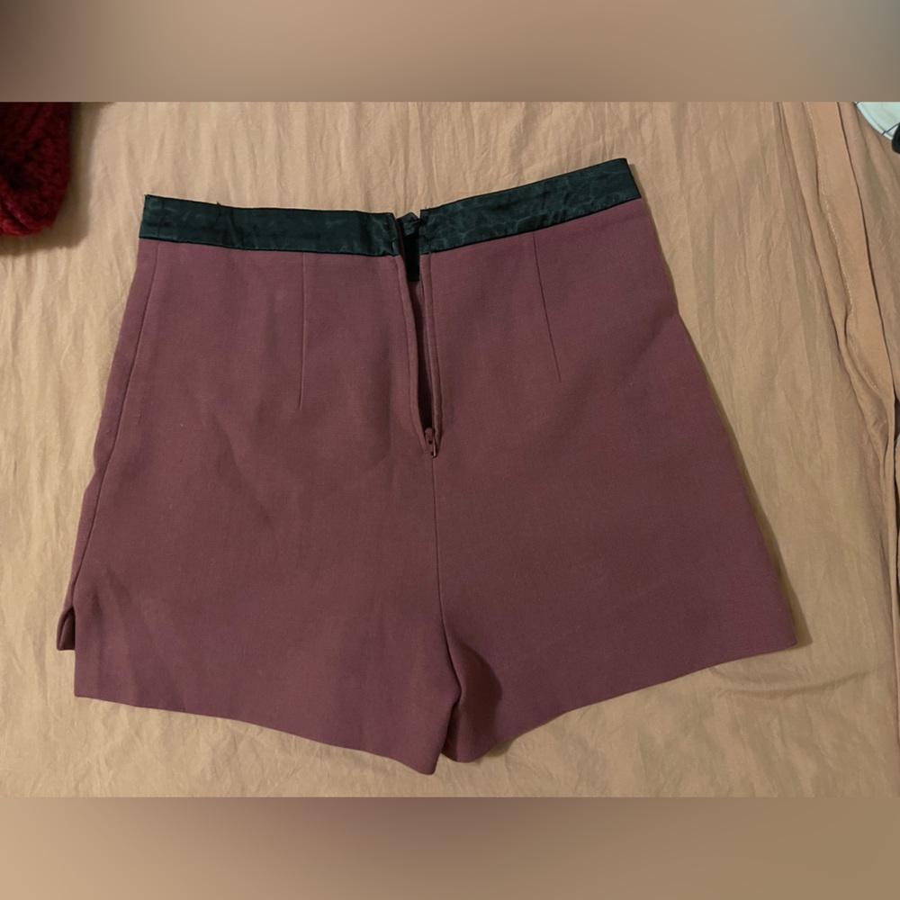 Short - Picture 2 of 6